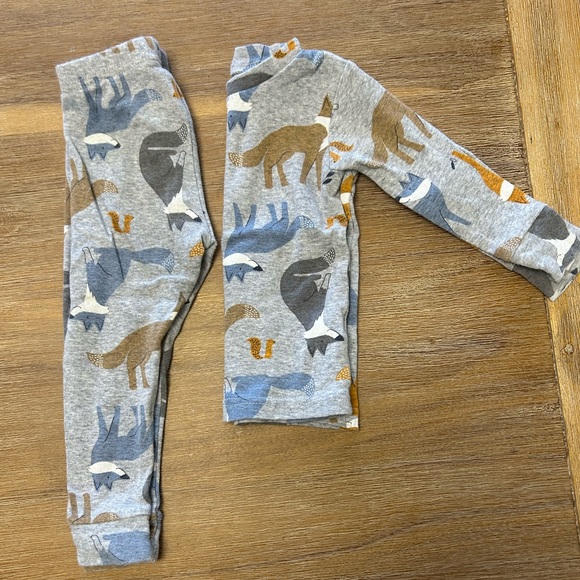 Carter's Just One You Pajama Bundle - 18 month - Picture 5 of 6